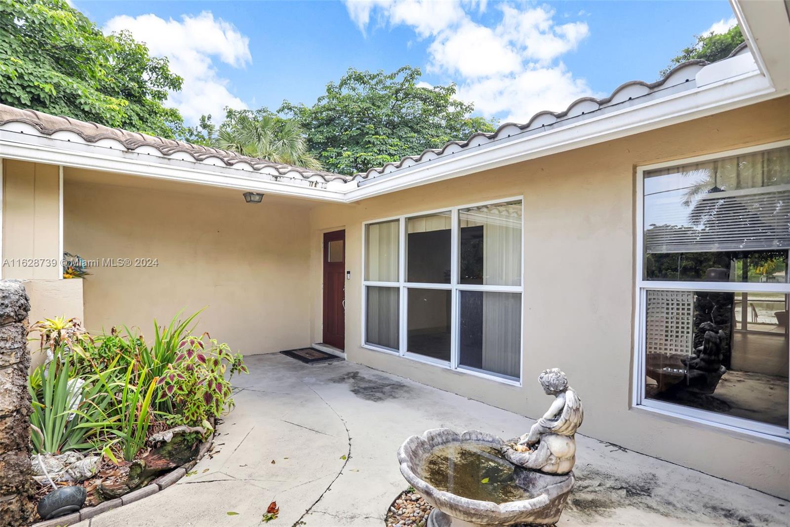 1101 NW 43rd Ave