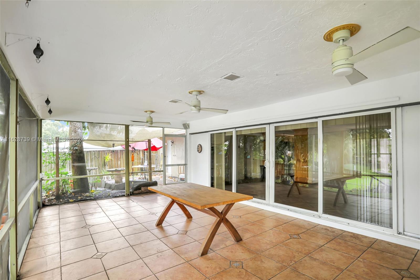 1101 NW 43rd Ave