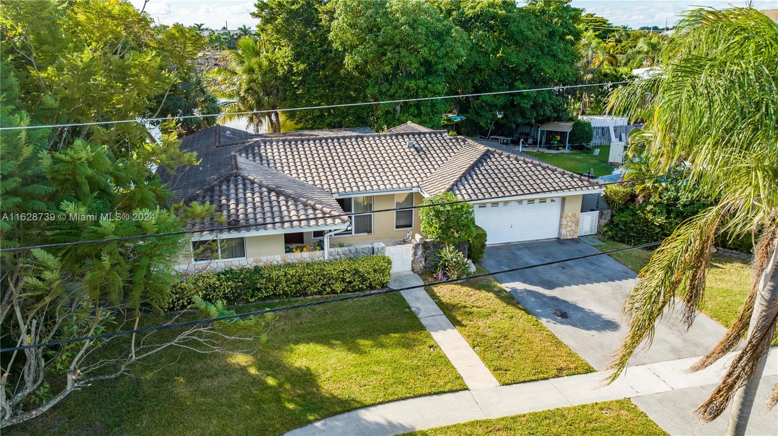 1101 NW 43rd Ave