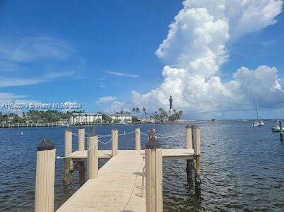 2508 Bay Dr # 11