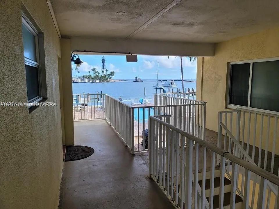 2508 Bay Dr # 11