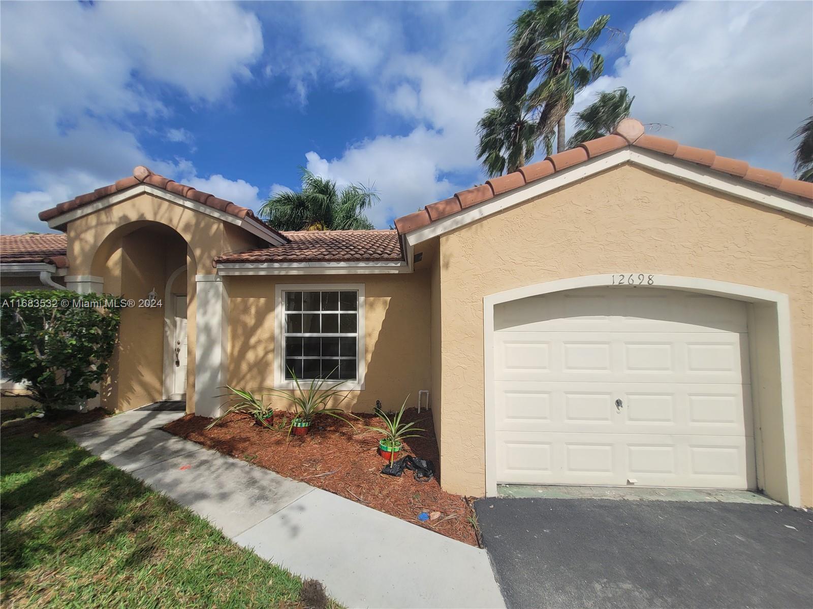 12698 NW 15th St