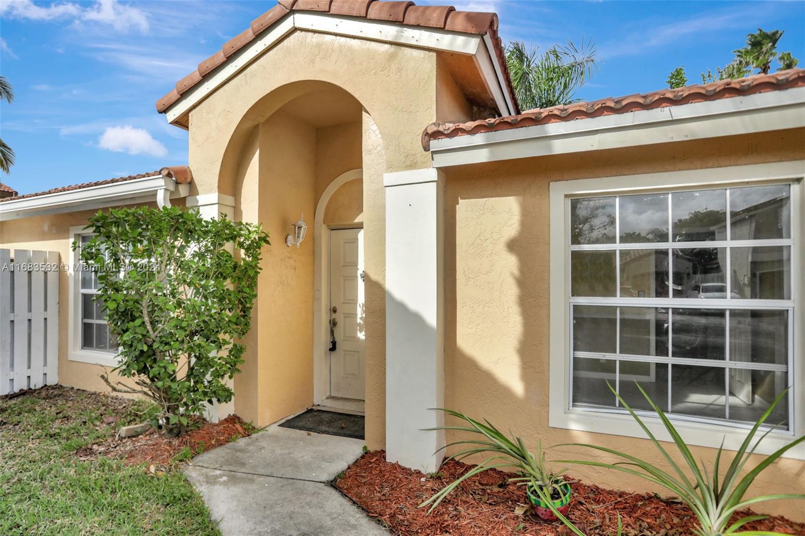 12698 NW 15th St