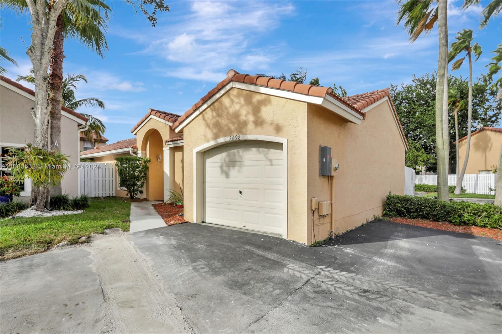 12698 NW 15th St