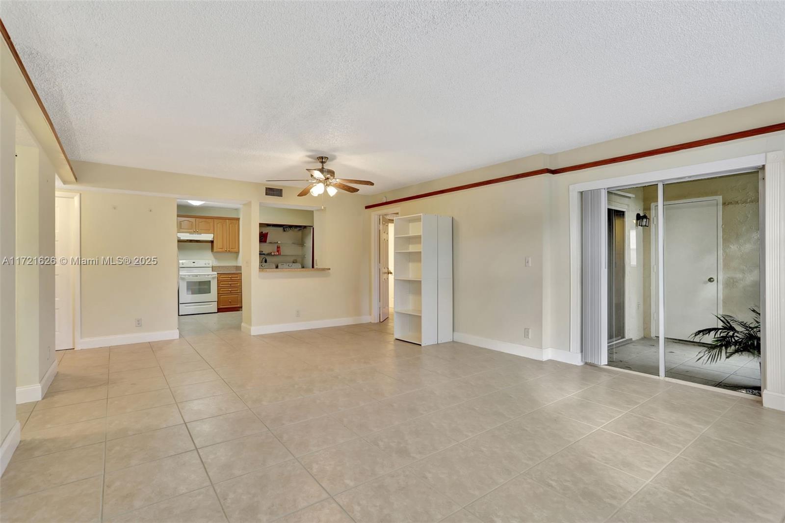 12001 Royal Palm Blvd # 1M