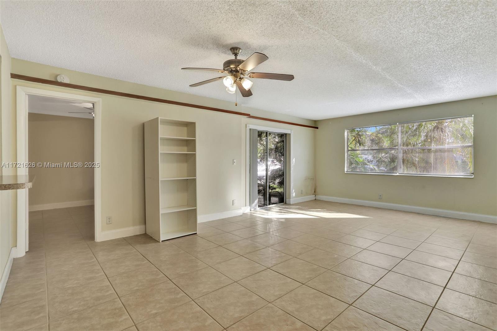 12001 Royal Palm Blvd # 1M