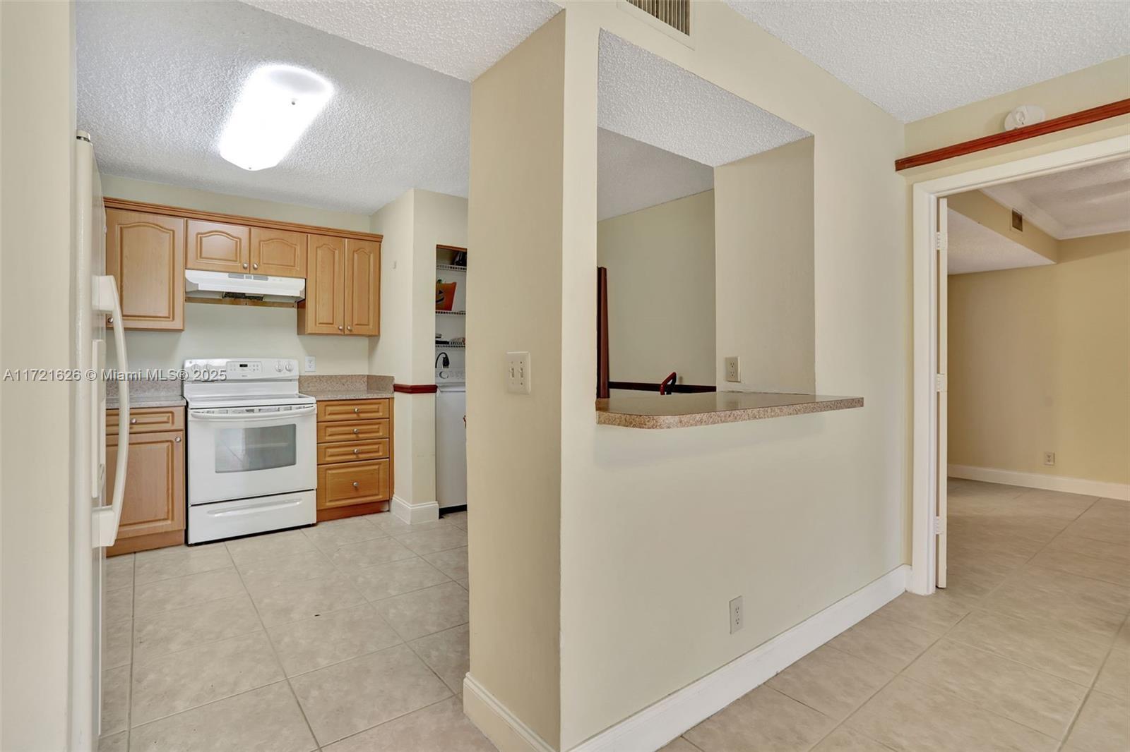 12001 Royal Palm Blvd # 1M