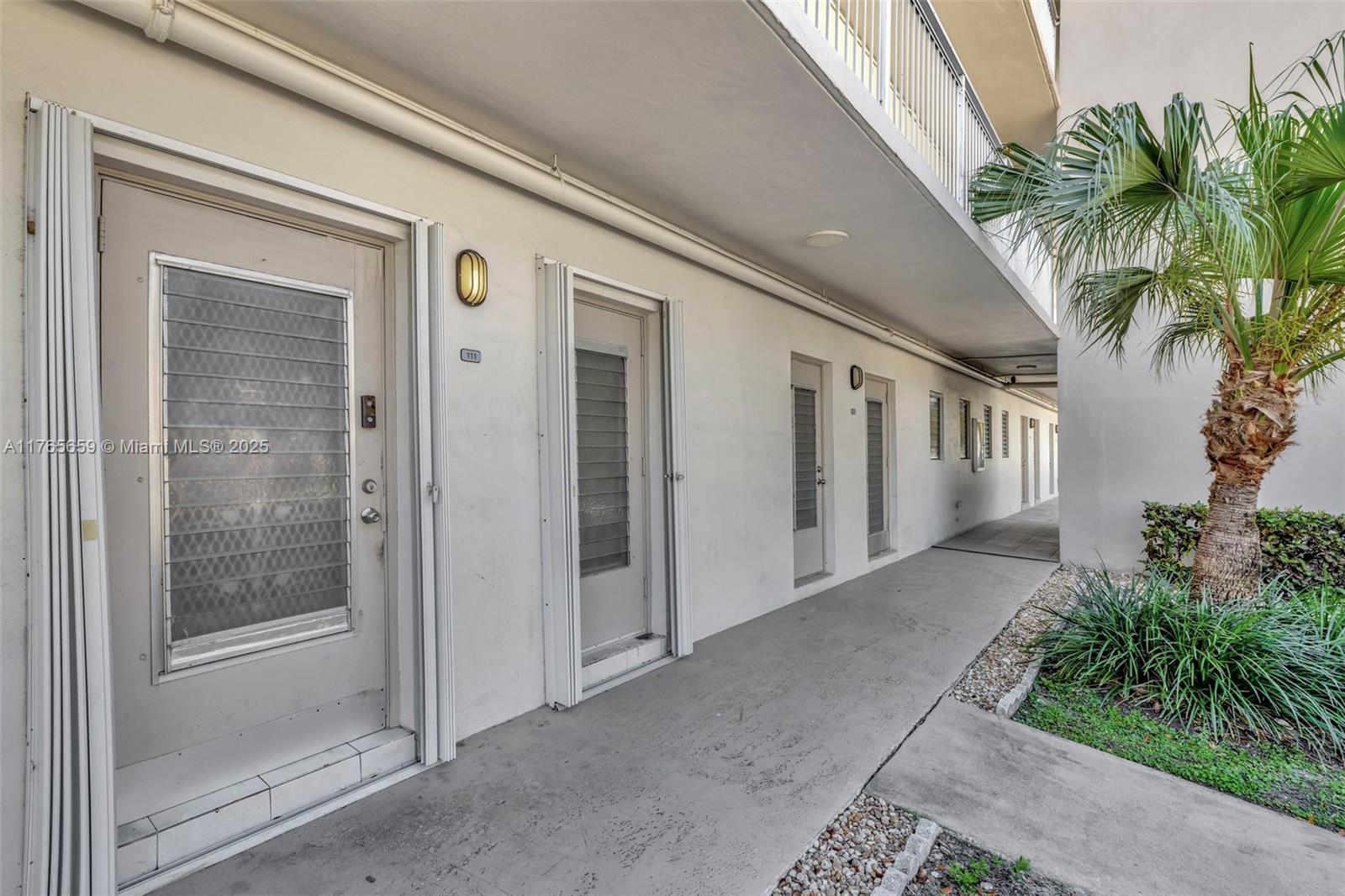 2200 Diana Dr # 111