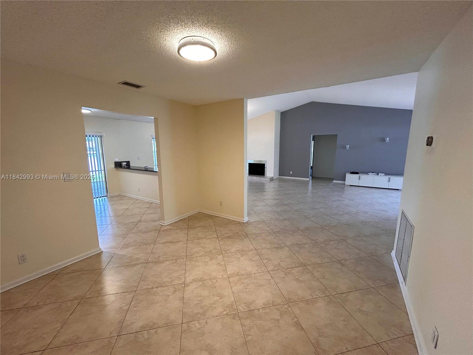 1048 NW 99th Ave