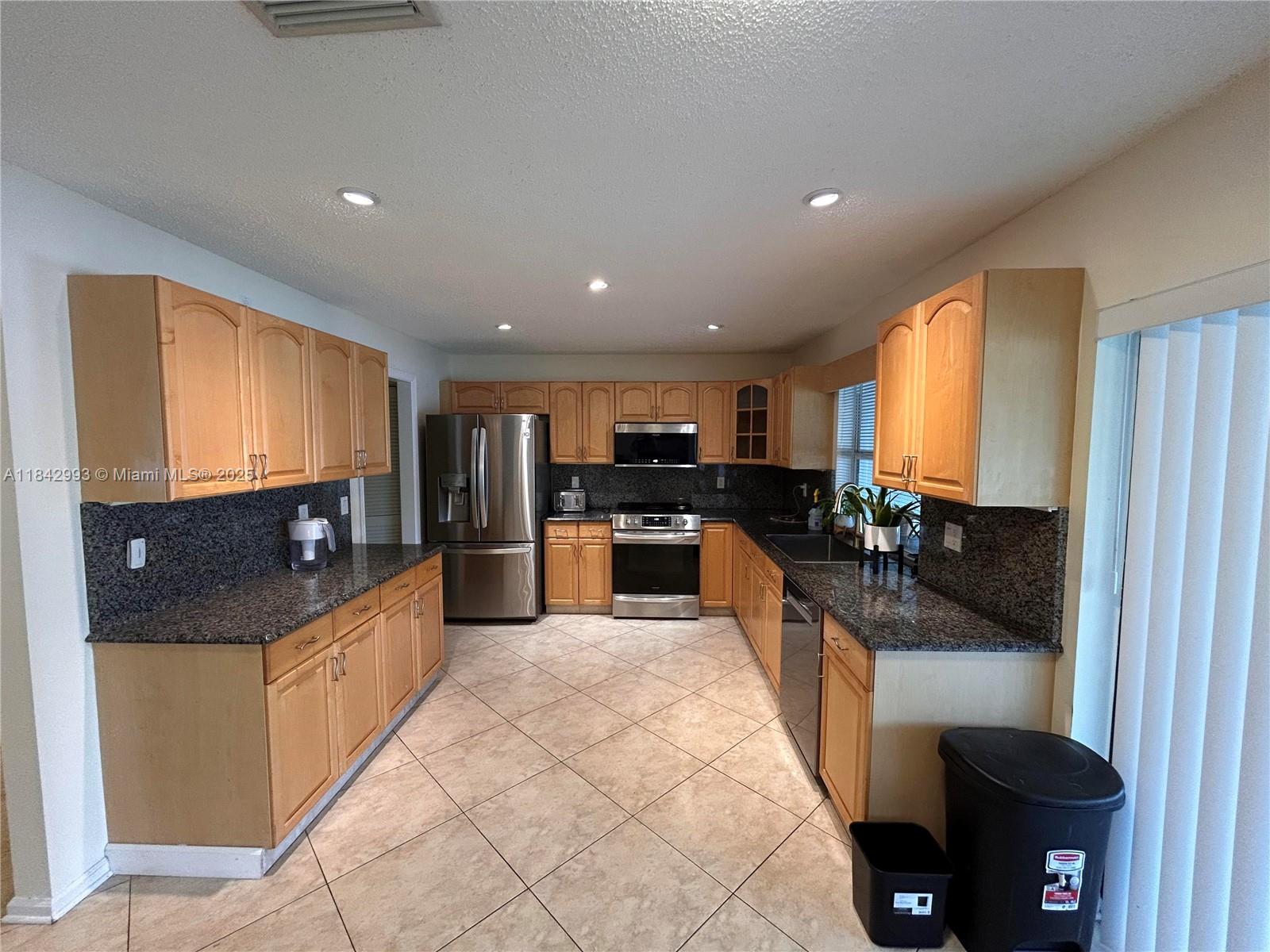 1048 NW 99th Ave