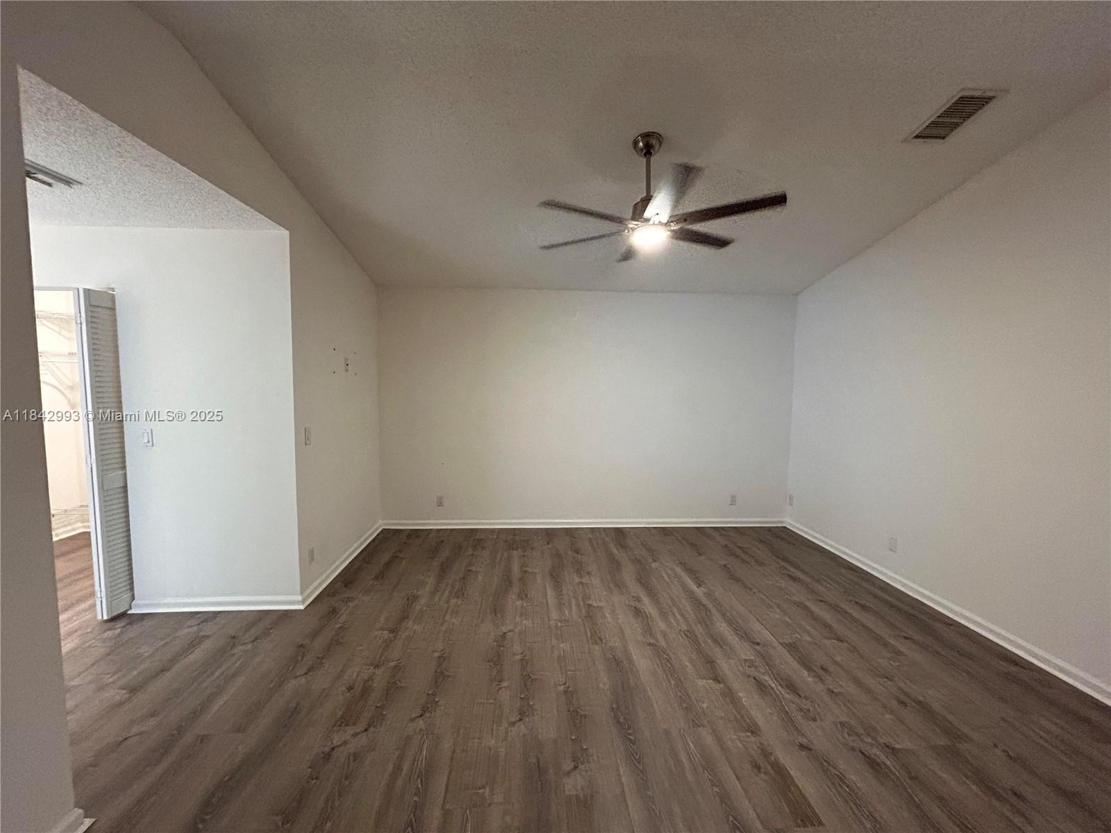 1048 NW 99th Ave