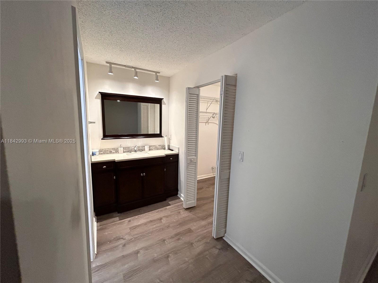 1048 NW 99th Ave