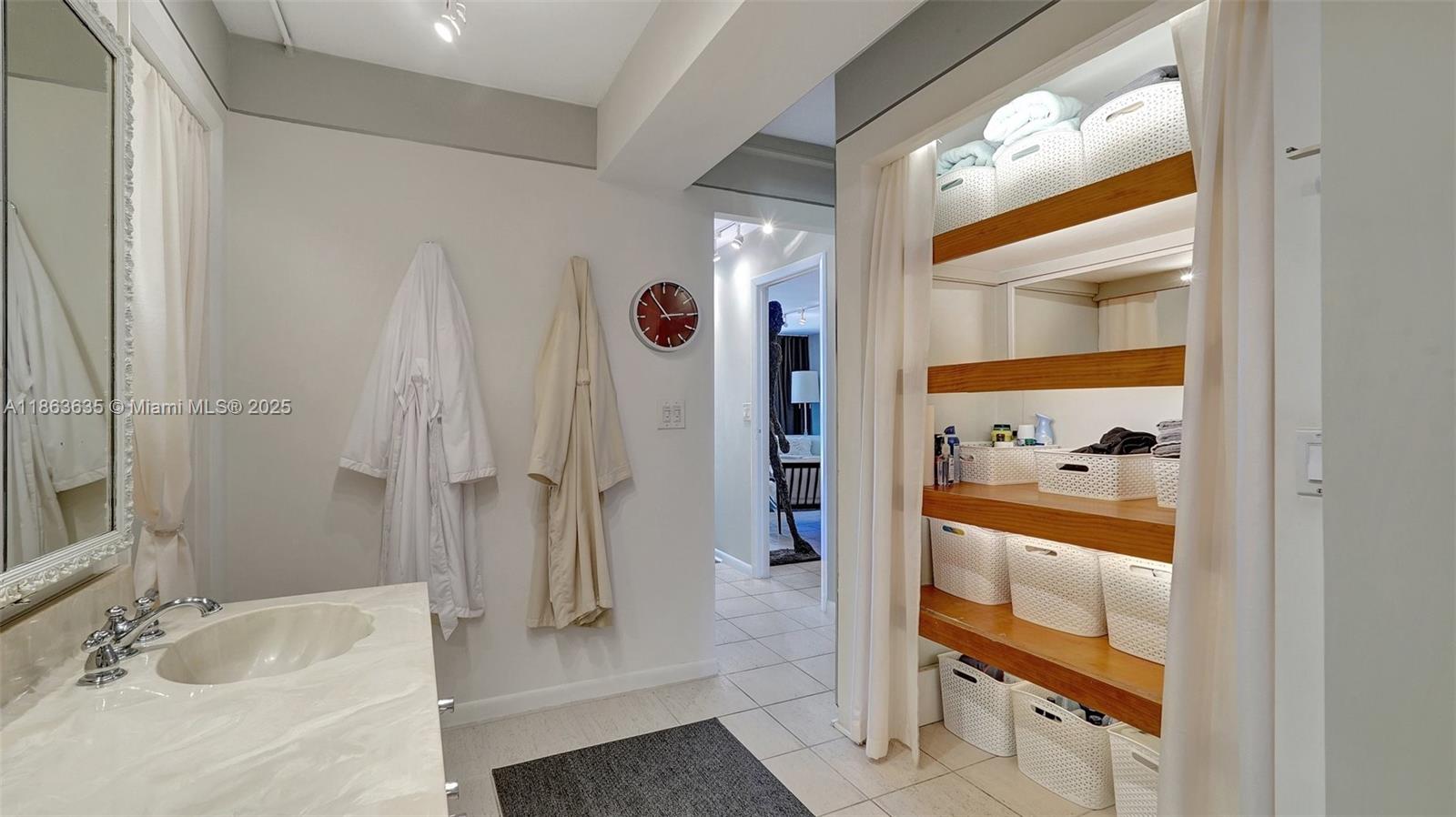 1500 S Ocean Dr # 12H
