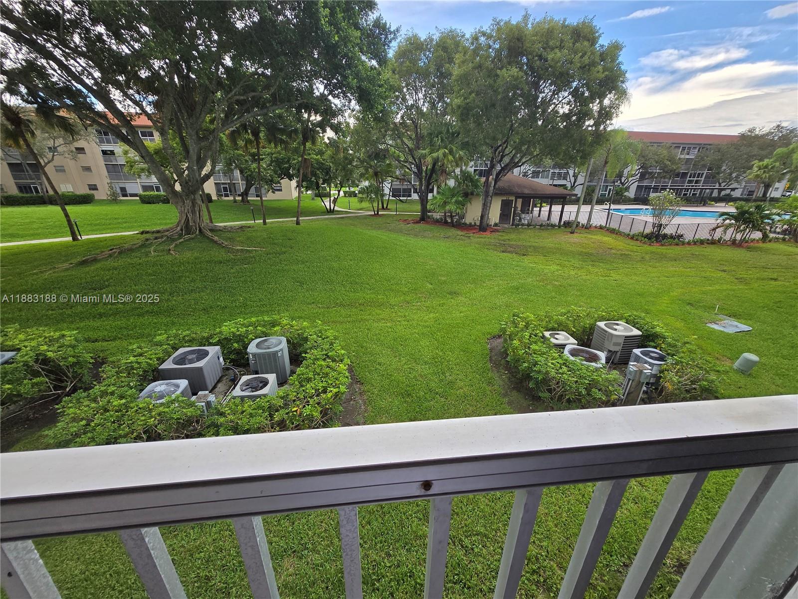 1351 SW 125th Ave # 206S