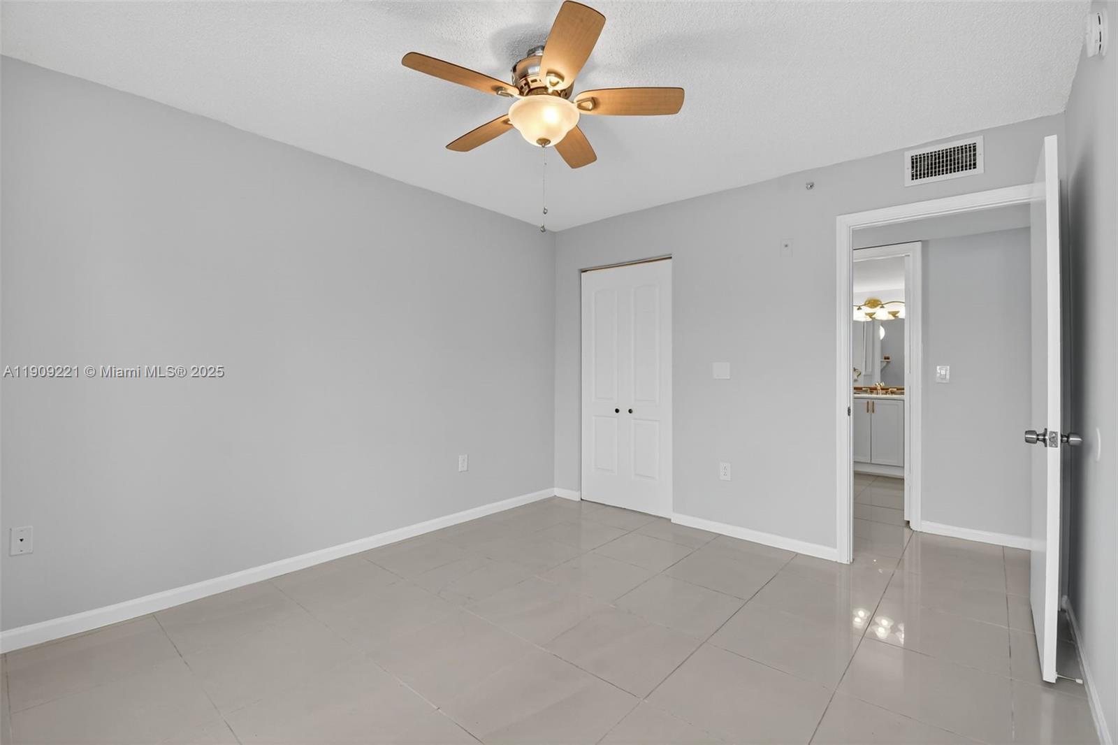 2123 Renaissance Blvd # 104