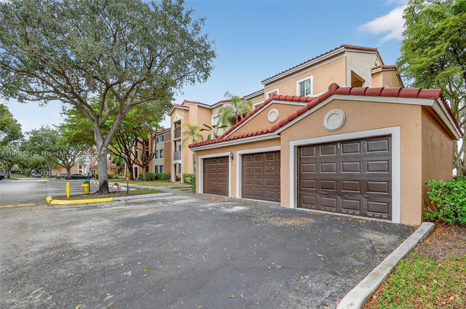 2123 Renaissance Blvd # 104