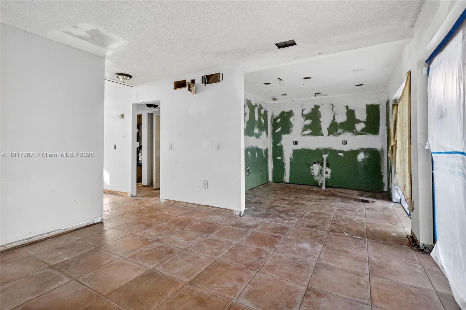 11053 SW 113th Pl
