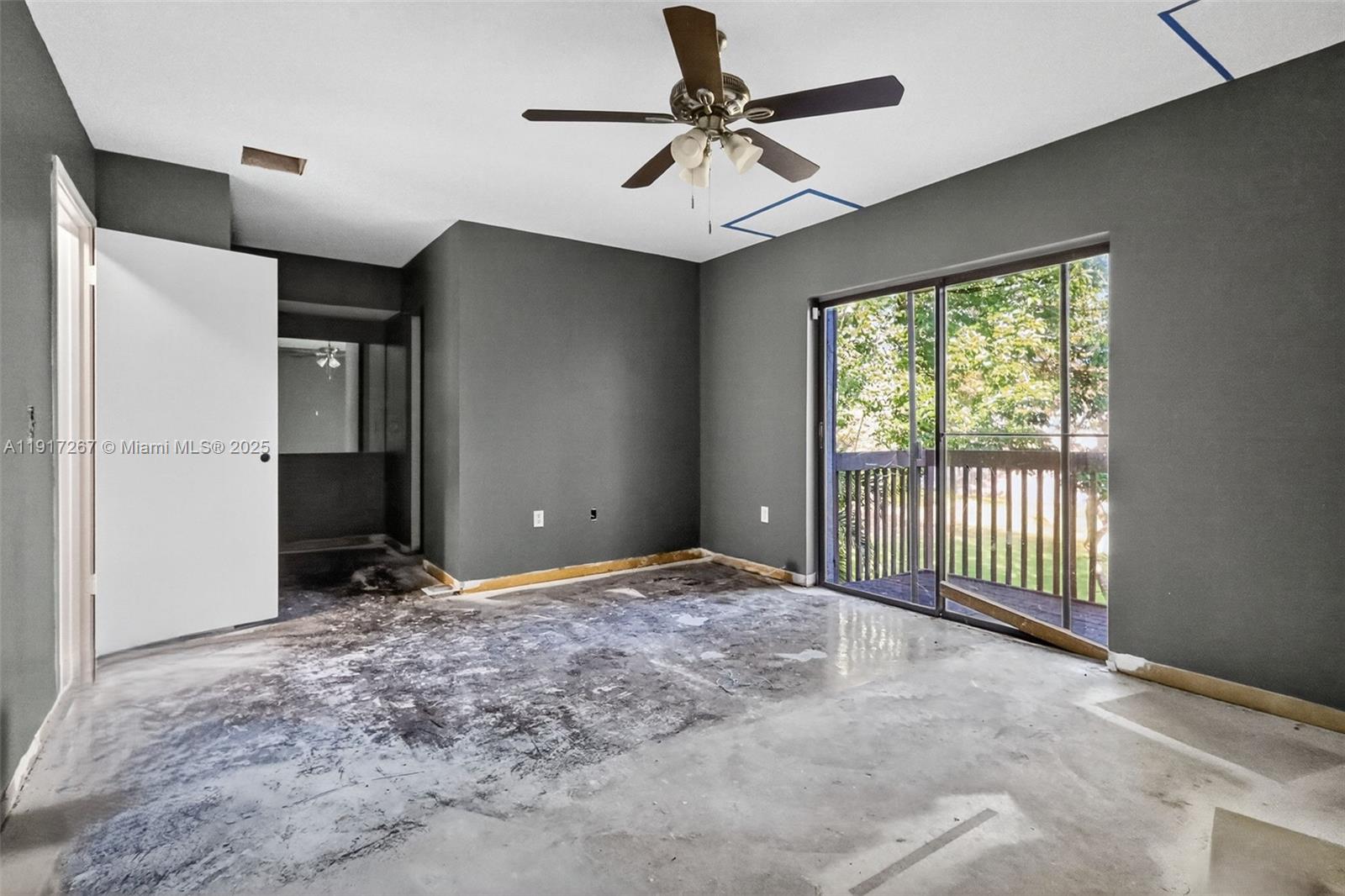 11053 SW 113th Pl