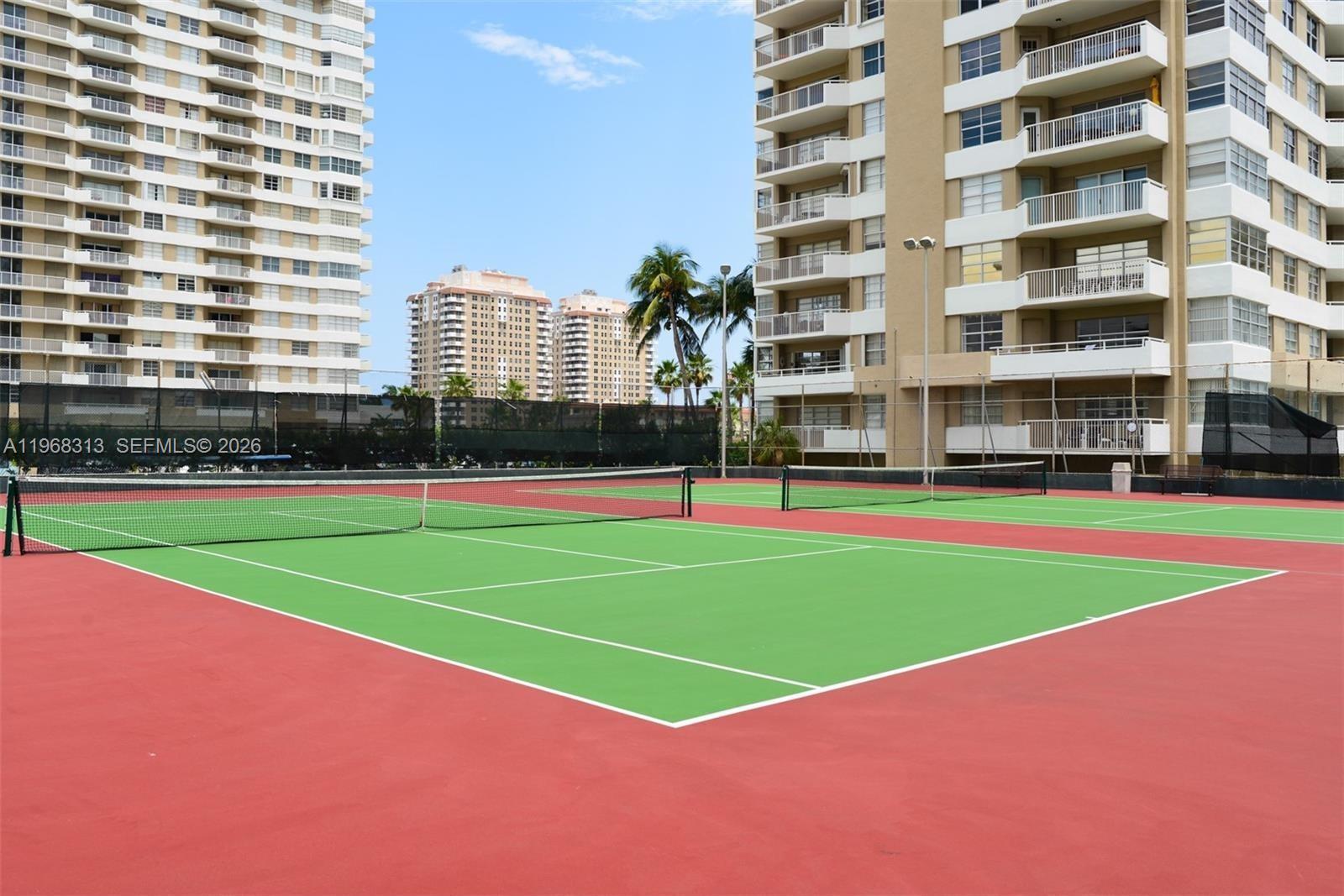 1980 S Ocean Dr # 21E