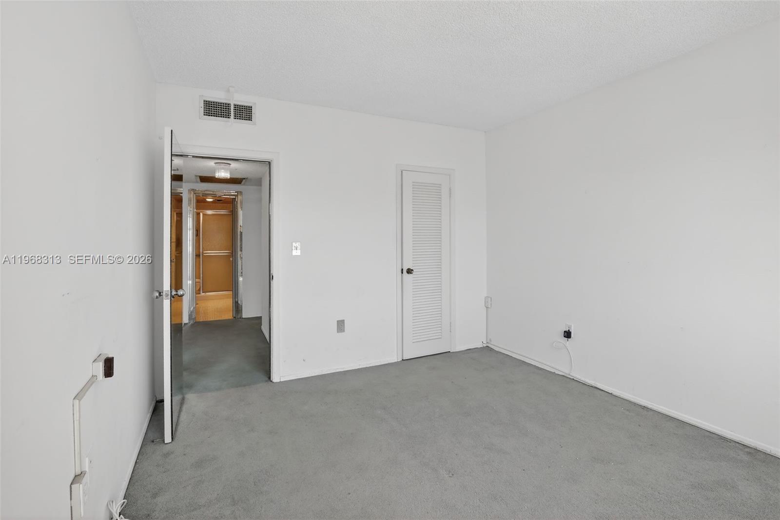1980 S Ocean Dr # 21E