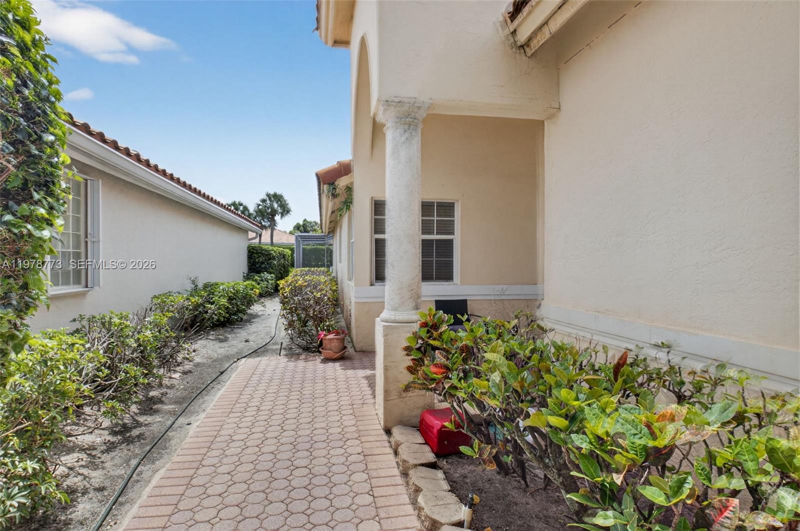 5244 Bodega Pl