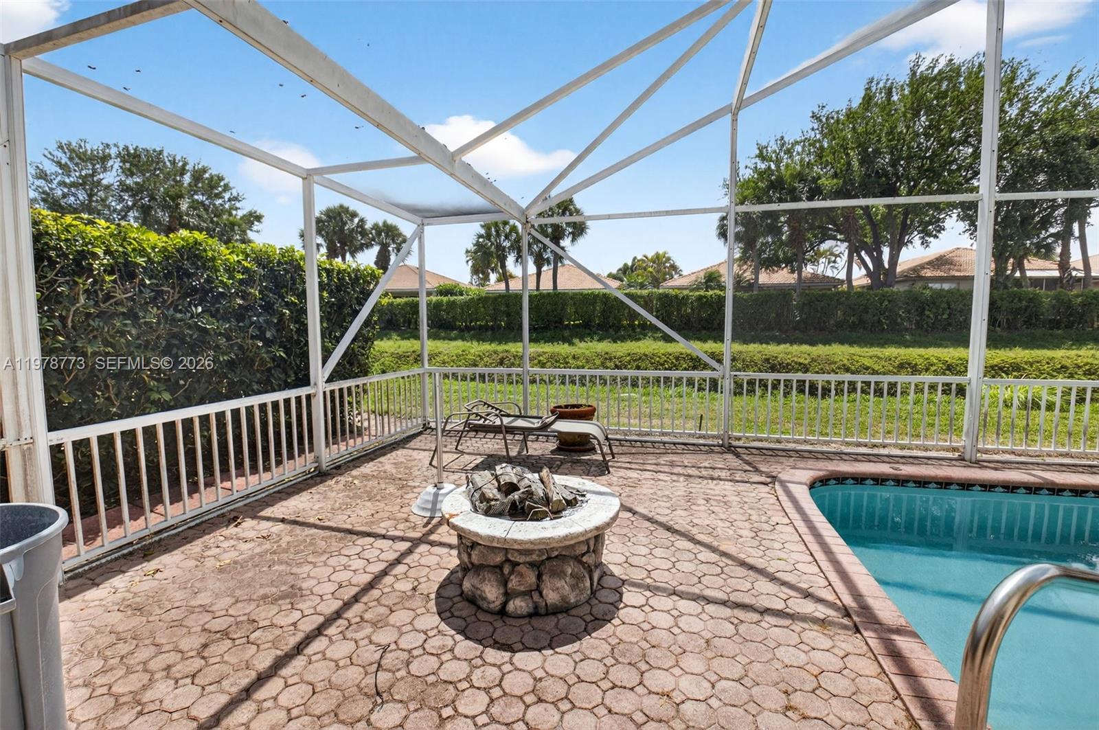 5244 Bodega Pl