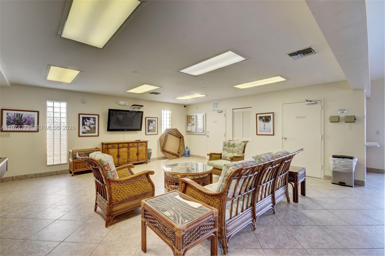 5244 Bodega Pl