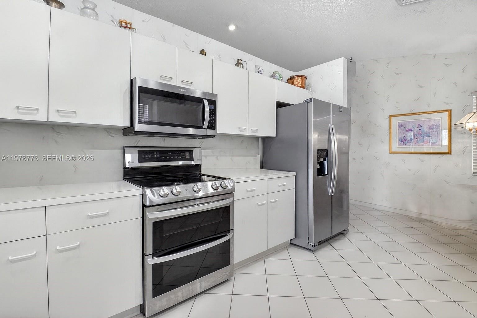 5244 Bodega Pl