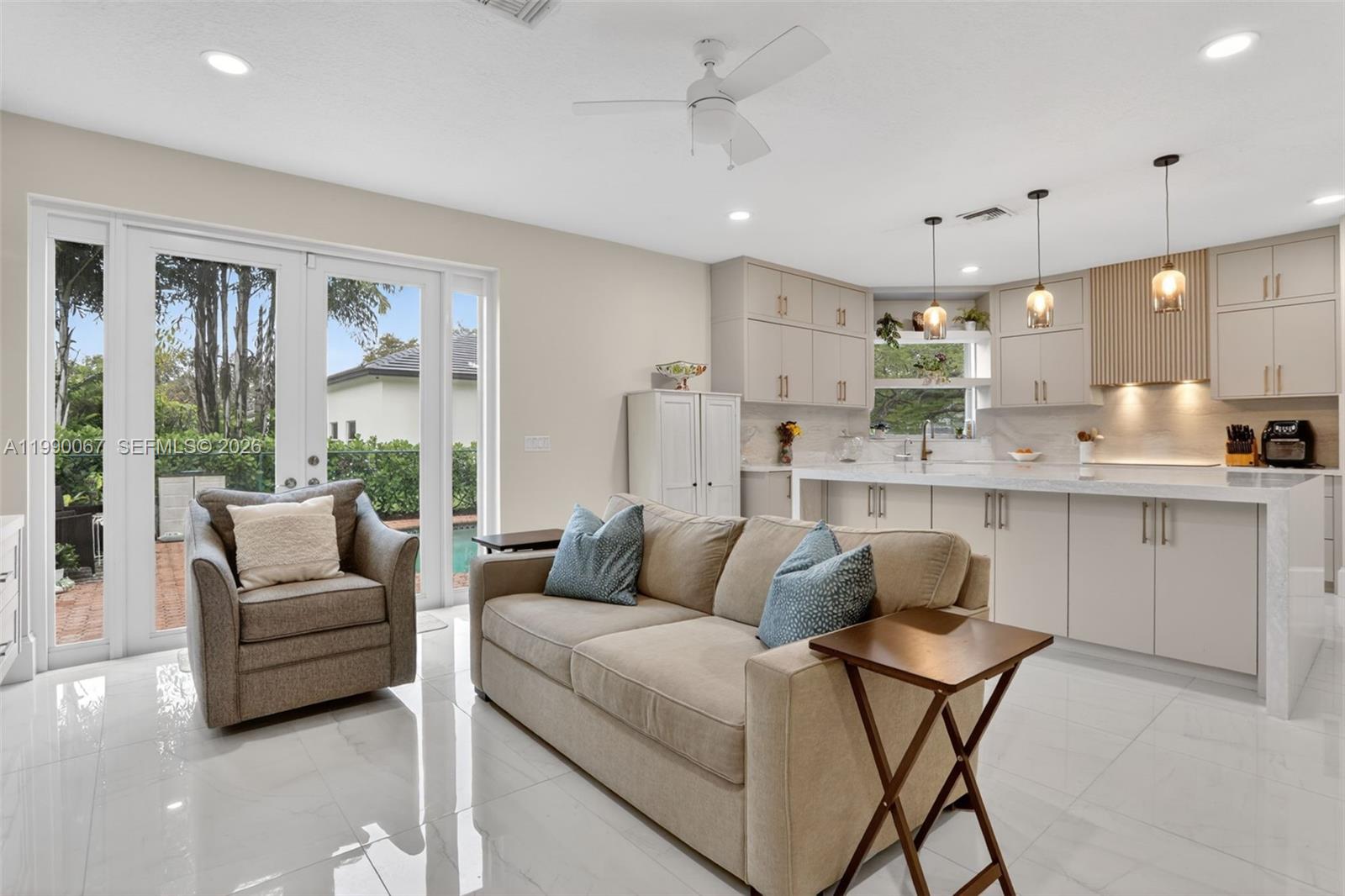 4953 Kensington Cir
