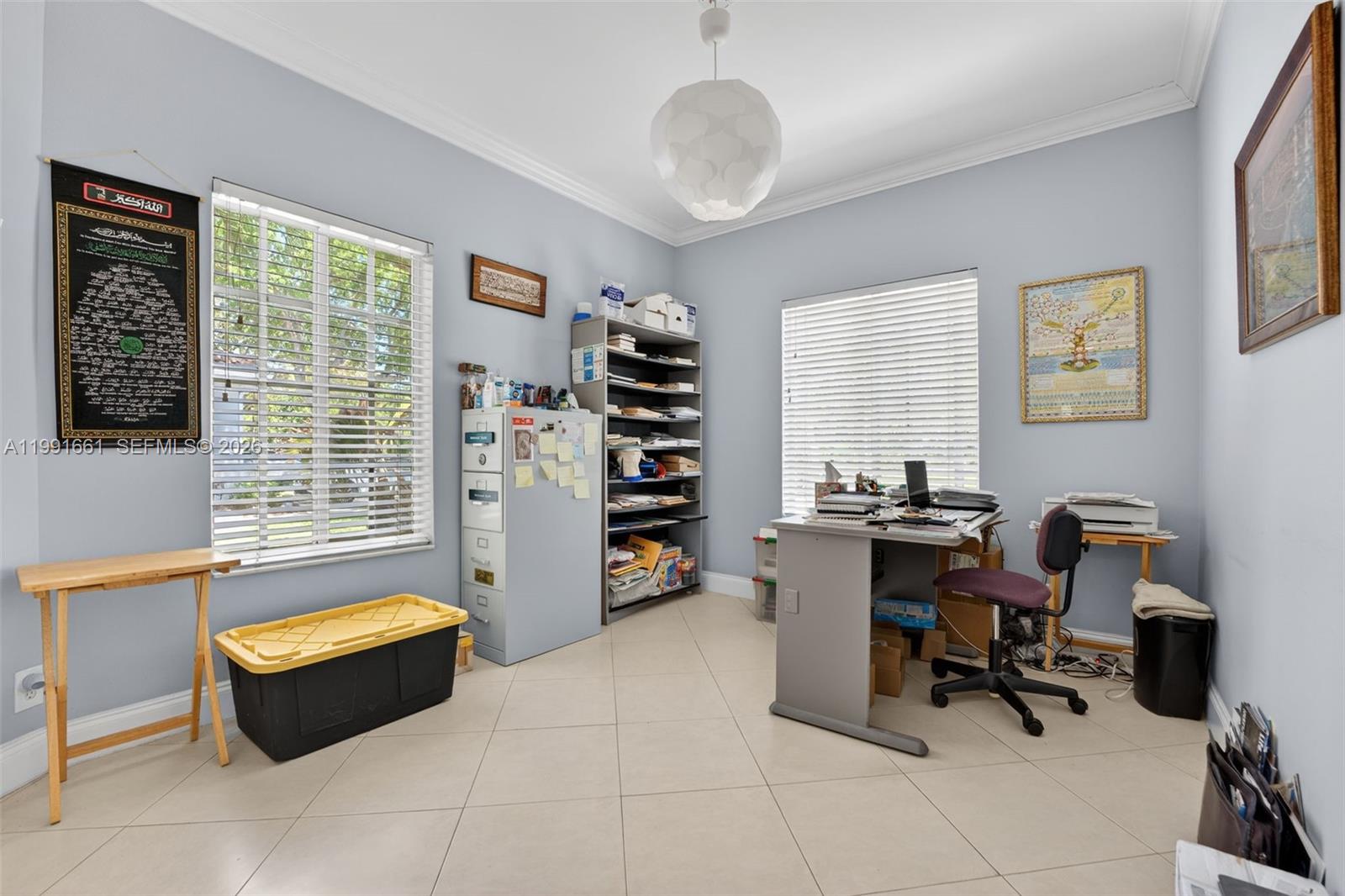 1221 SW 48th Ter