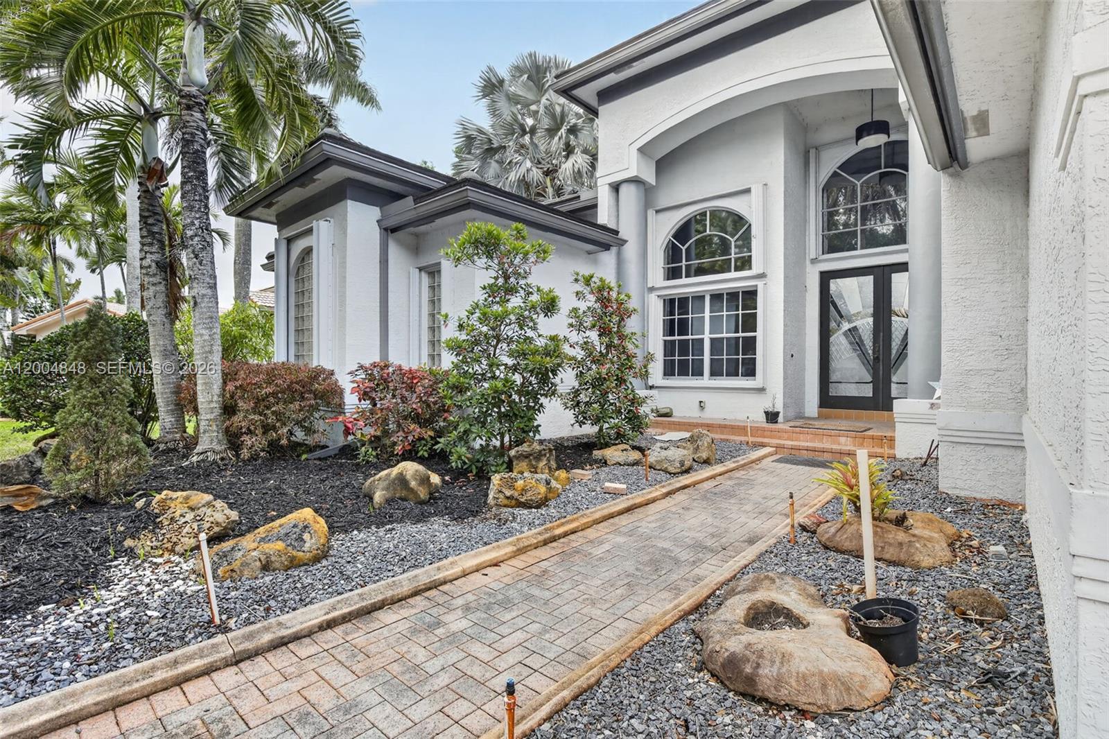 10161 N Lake Vista Cir
