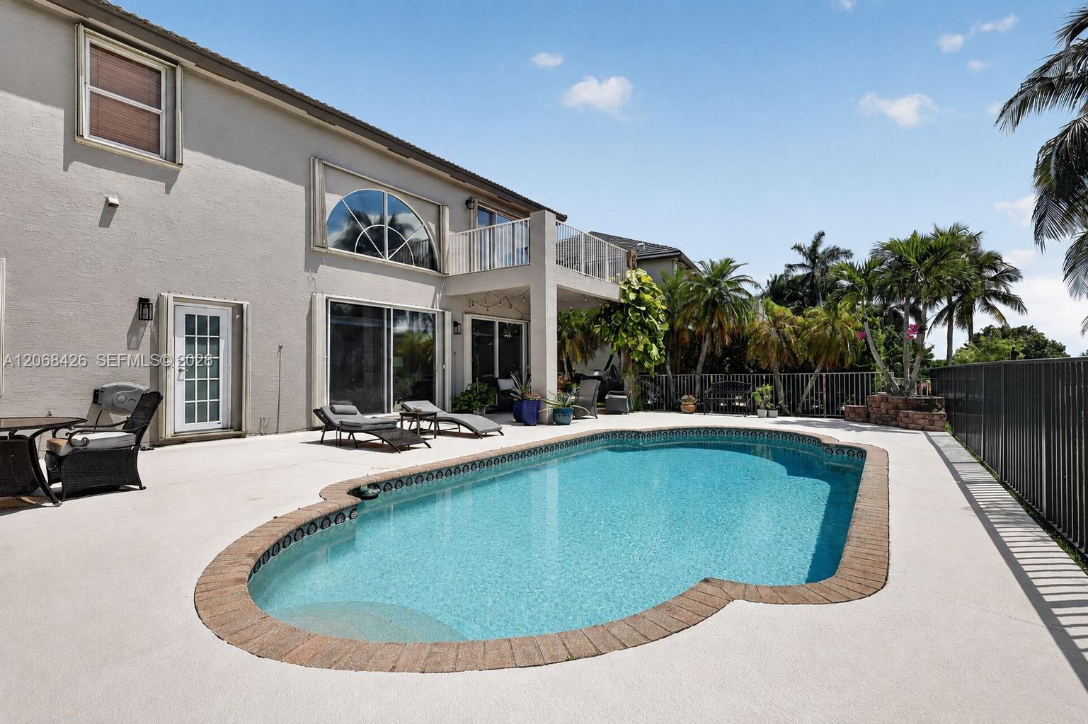 600 SW 167th Way
