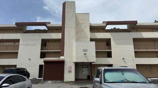 8850 Fontainebleau Blvd # 203
