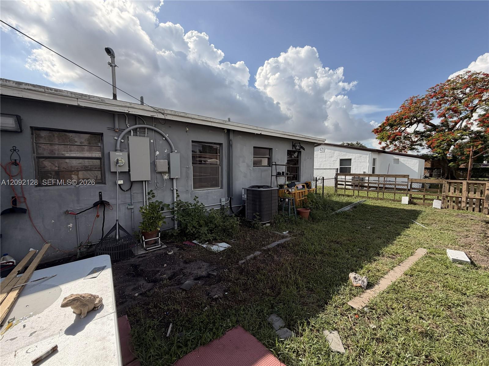 16140 NW 28th Ct