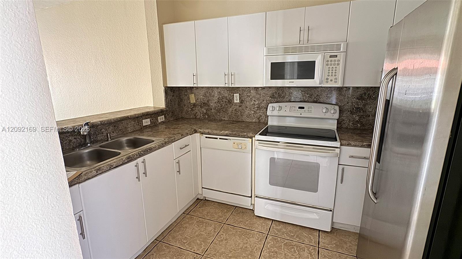 17650 NW 73rd Ave # 18 Unit: 104-18