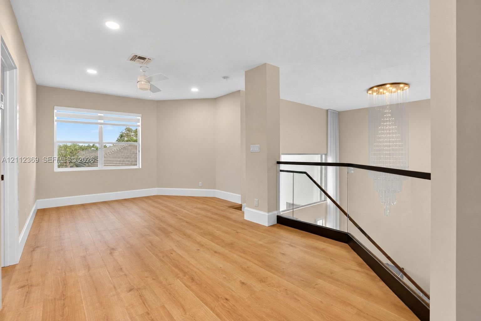 4953 Kensington Cir