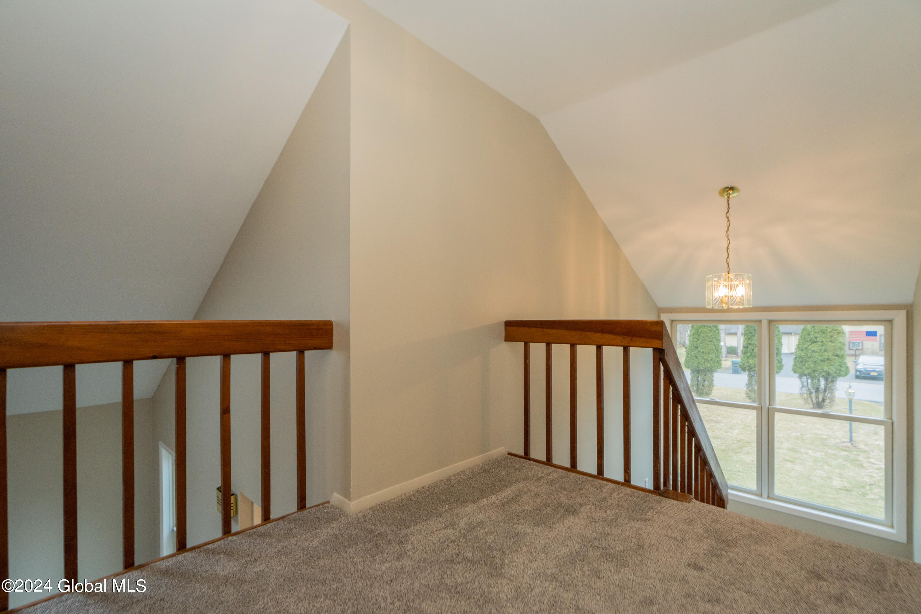 214 Thimbleberry Road