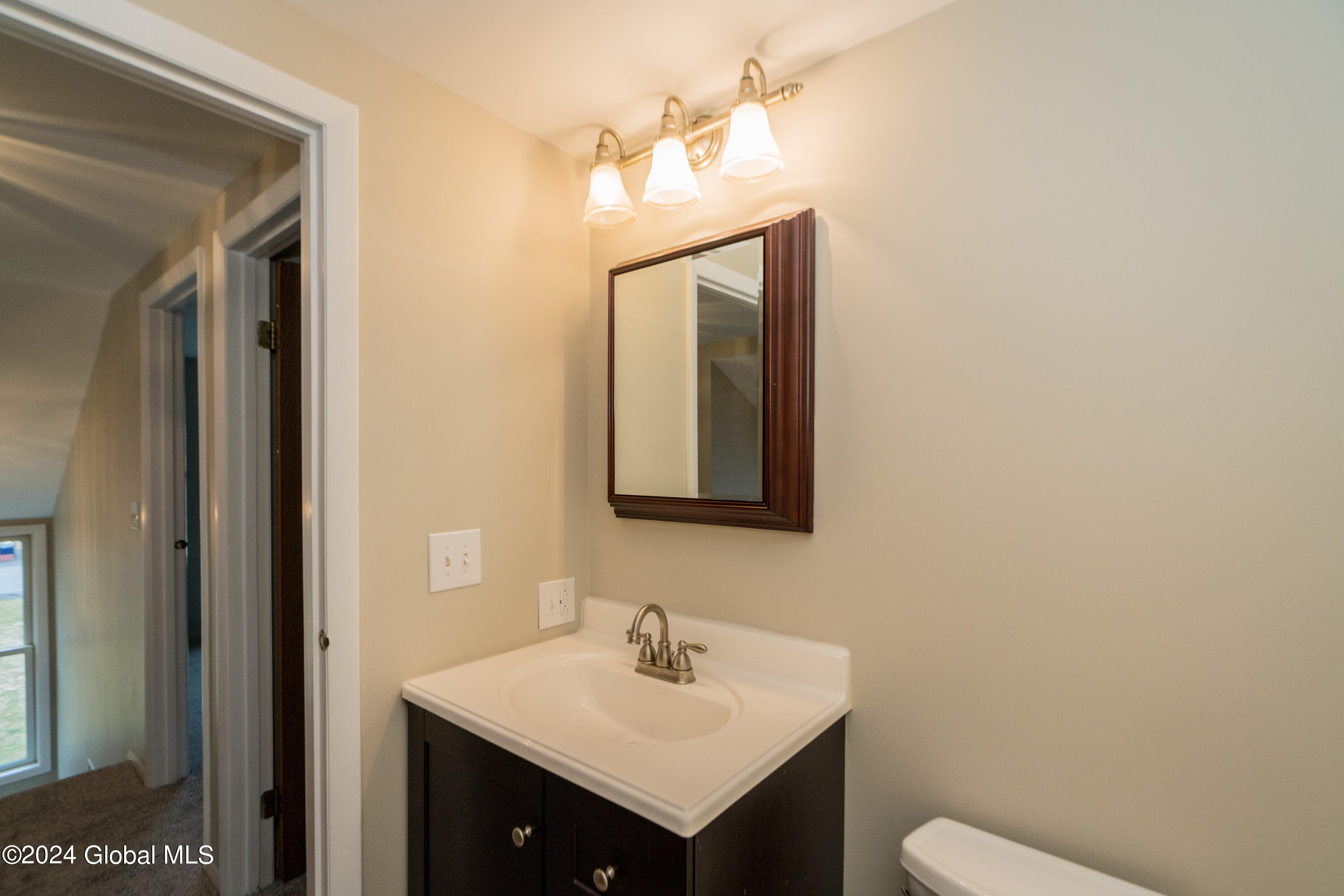 214 Thimbleberry Road