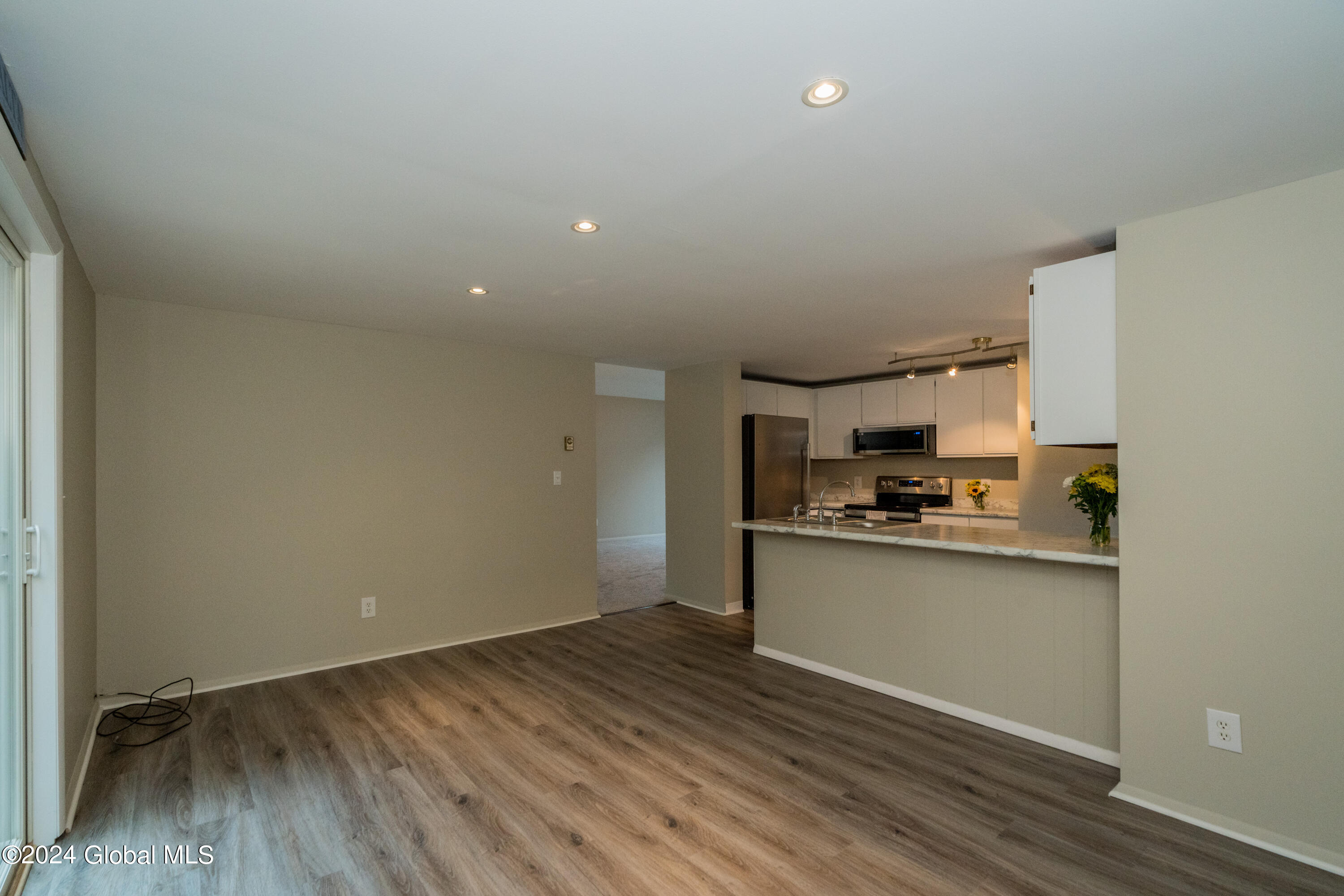 214 Thimbleberry Road