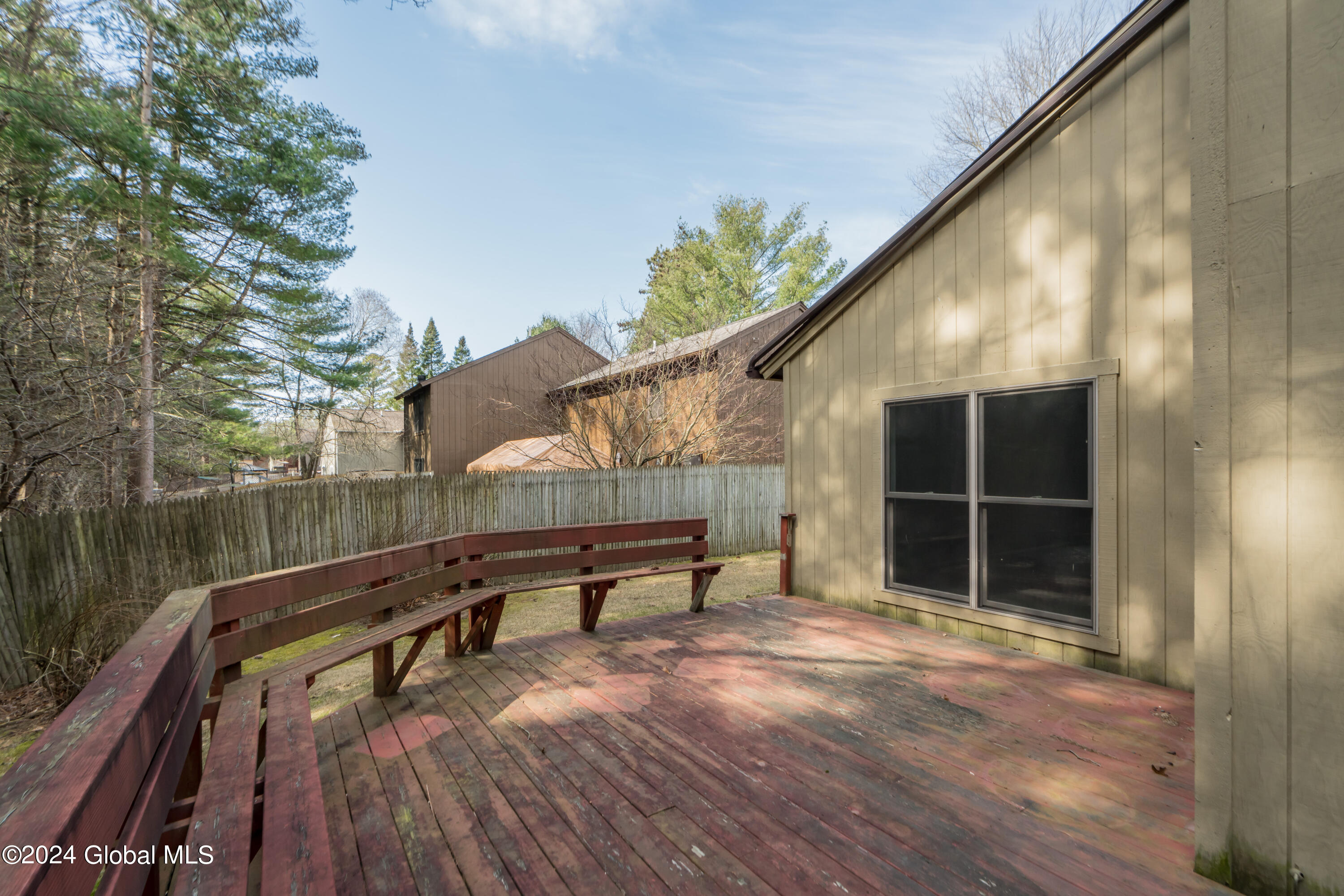 214 Thimbleberry Road