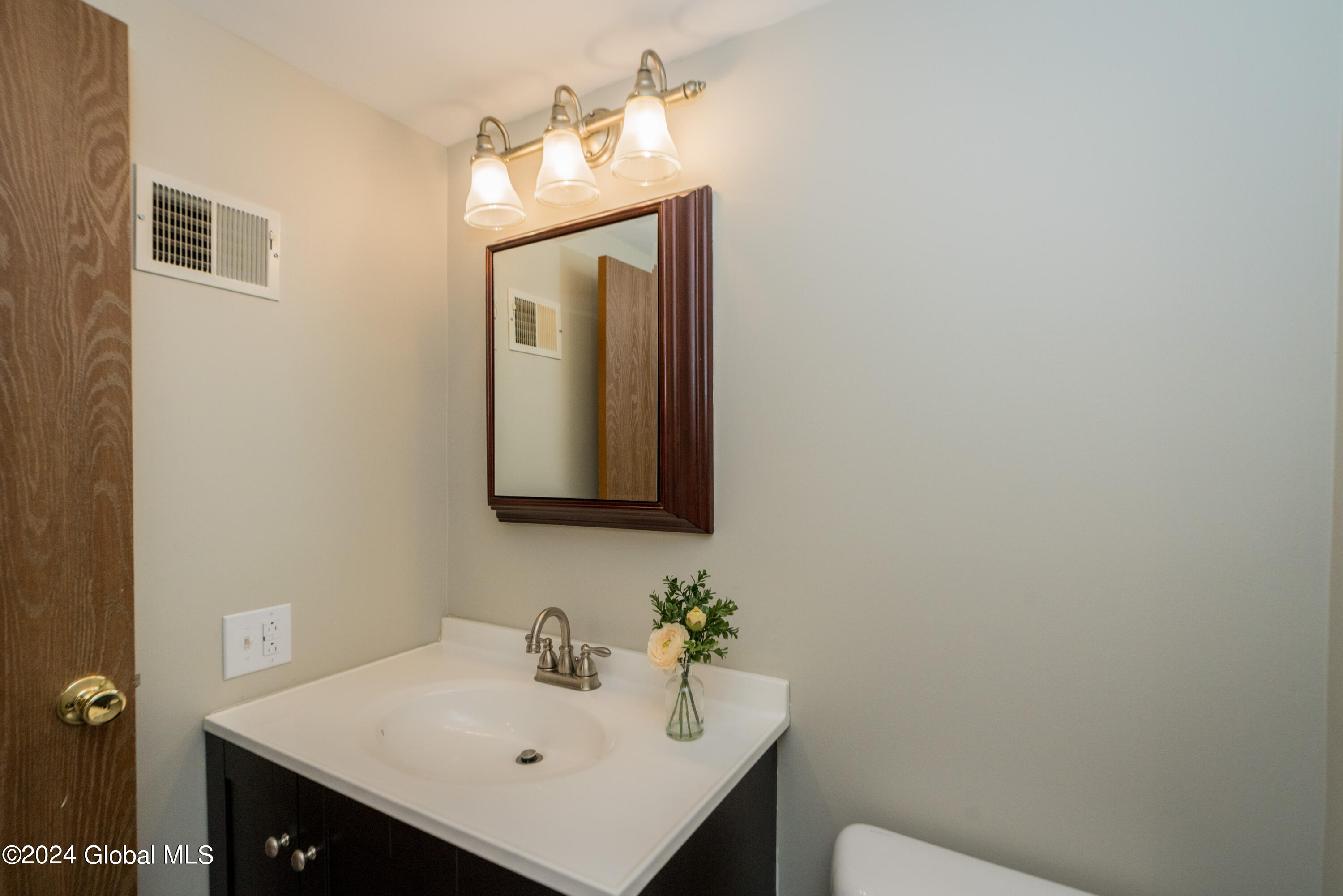 214 Thimbleberry Road