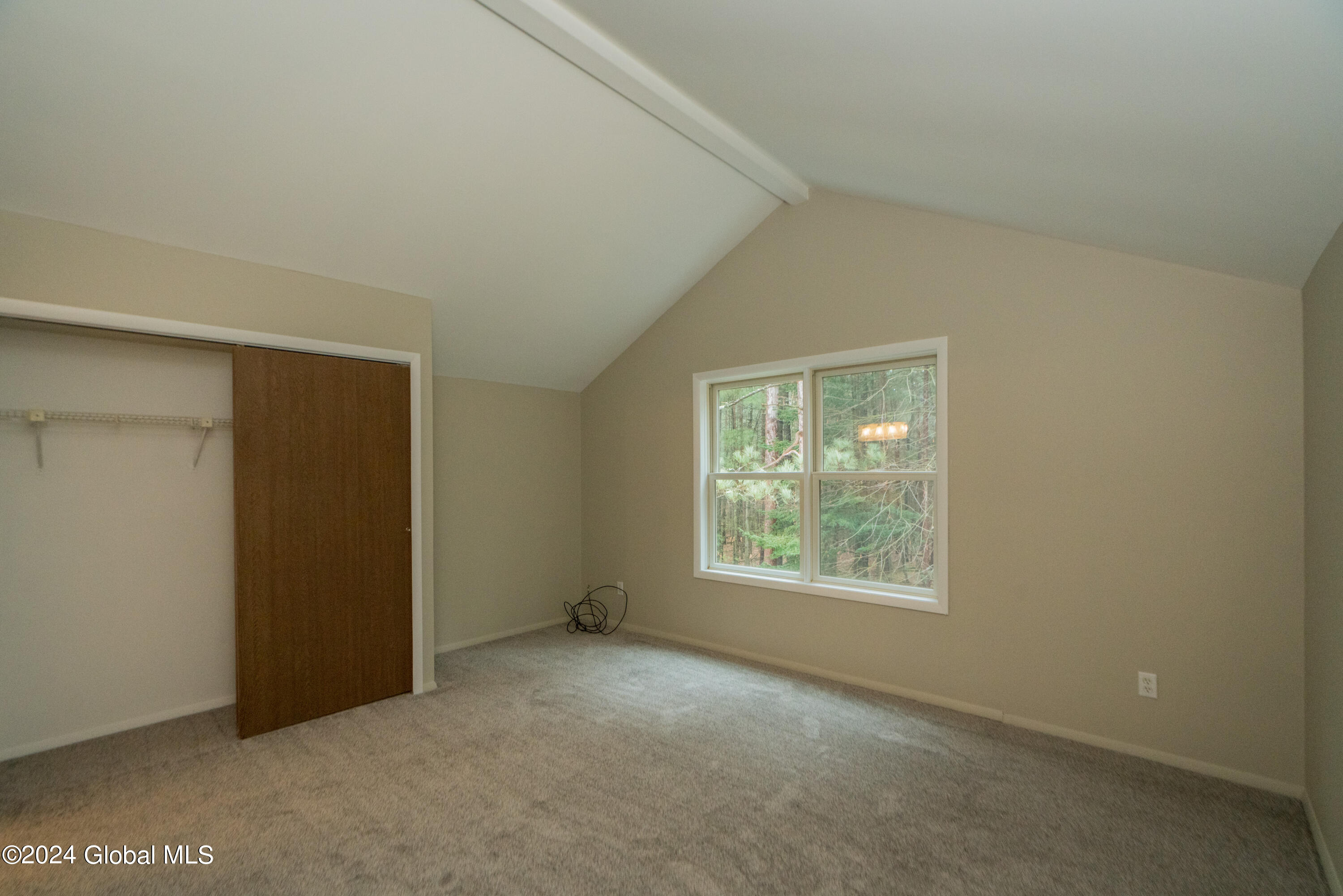 214 Thimbleberry Road