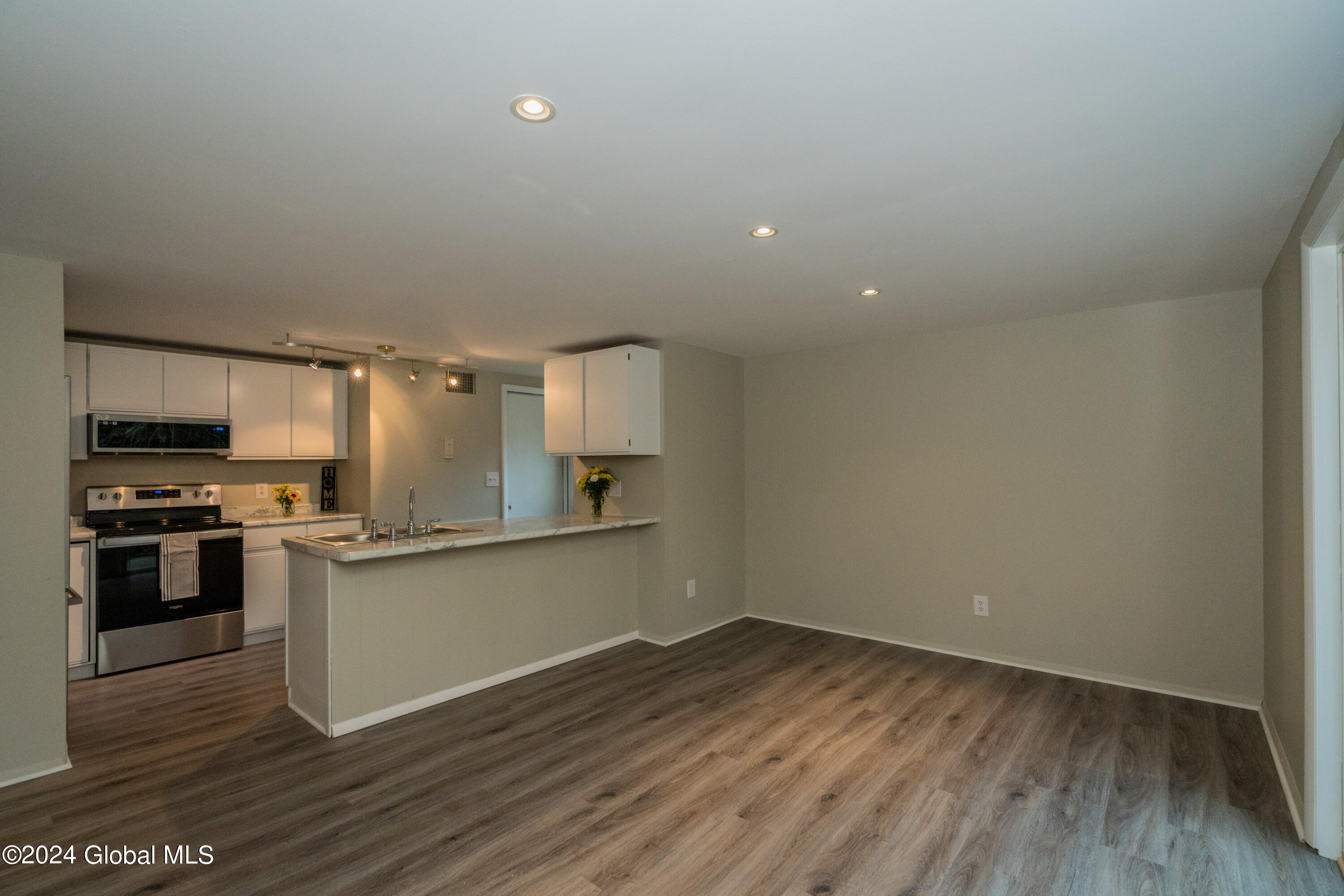 214 Thimbleberry Road