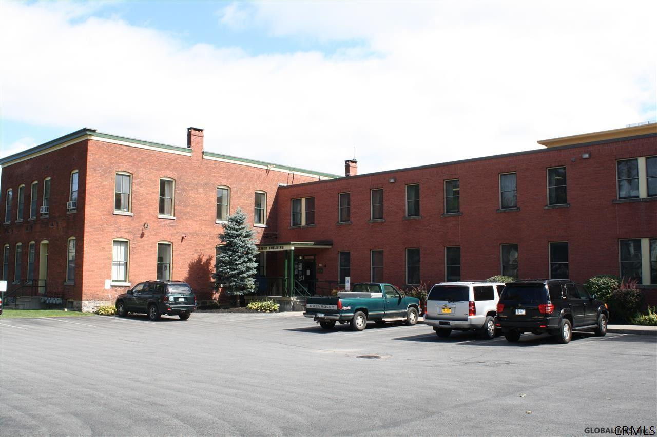 28 Clinton Street, 2nd FL