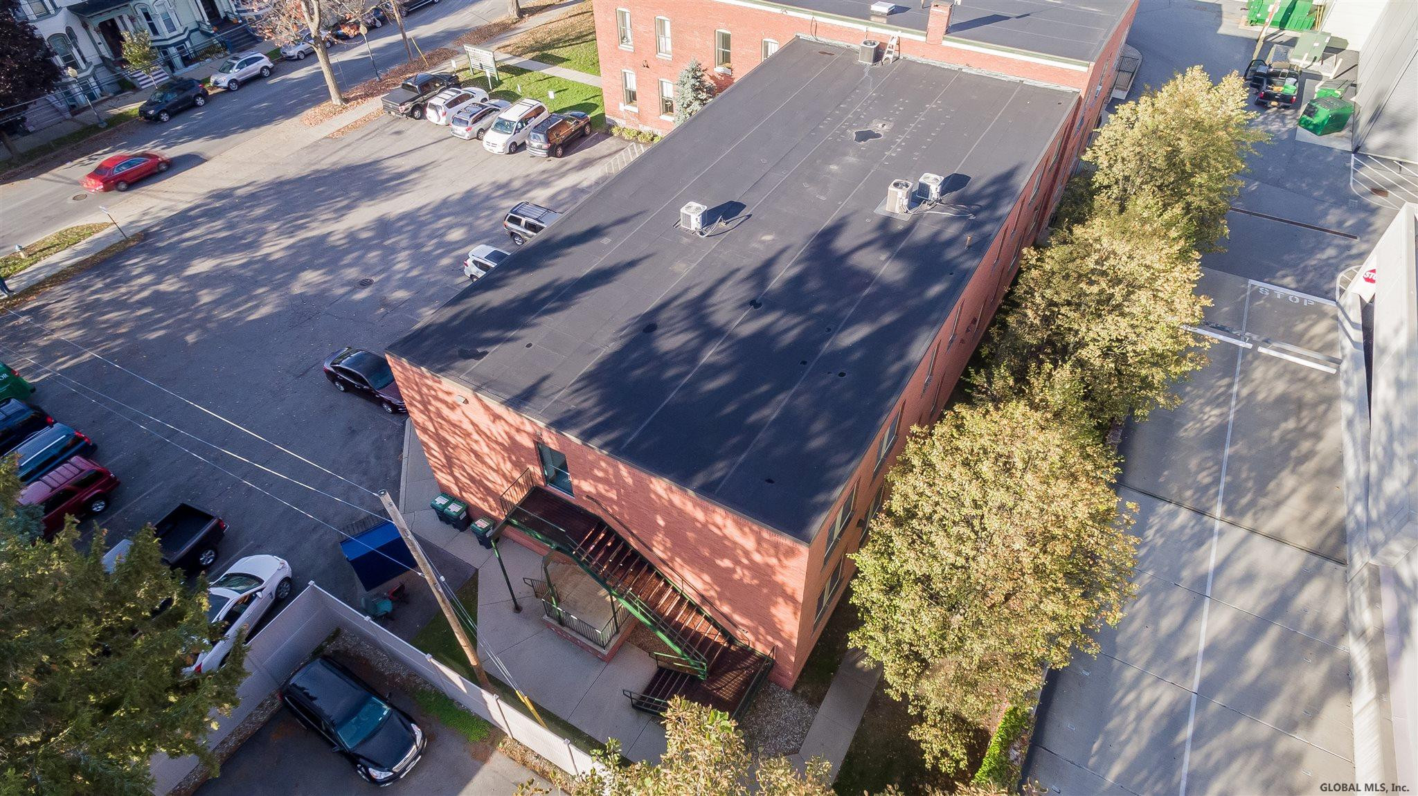 28 Clinton Street, 2nd FL