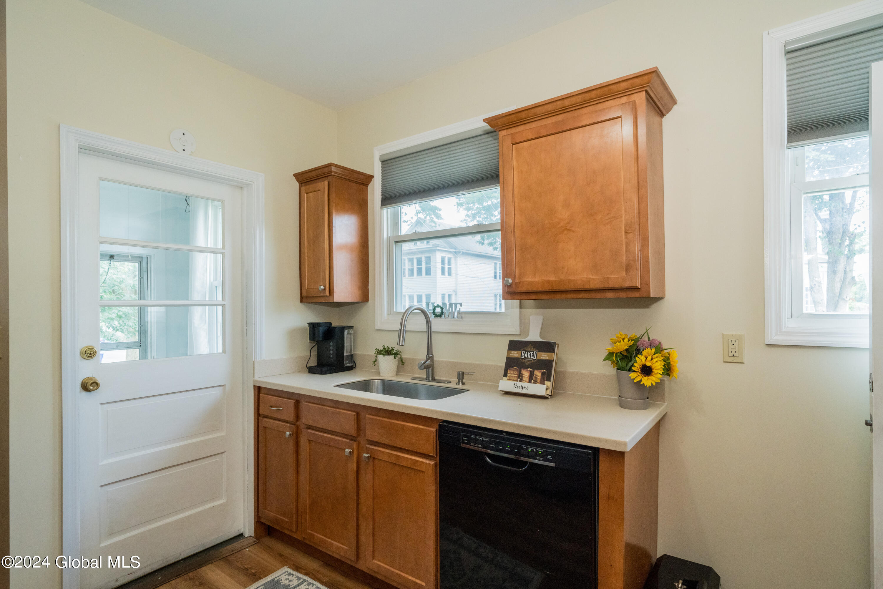 974 Washington Avenue