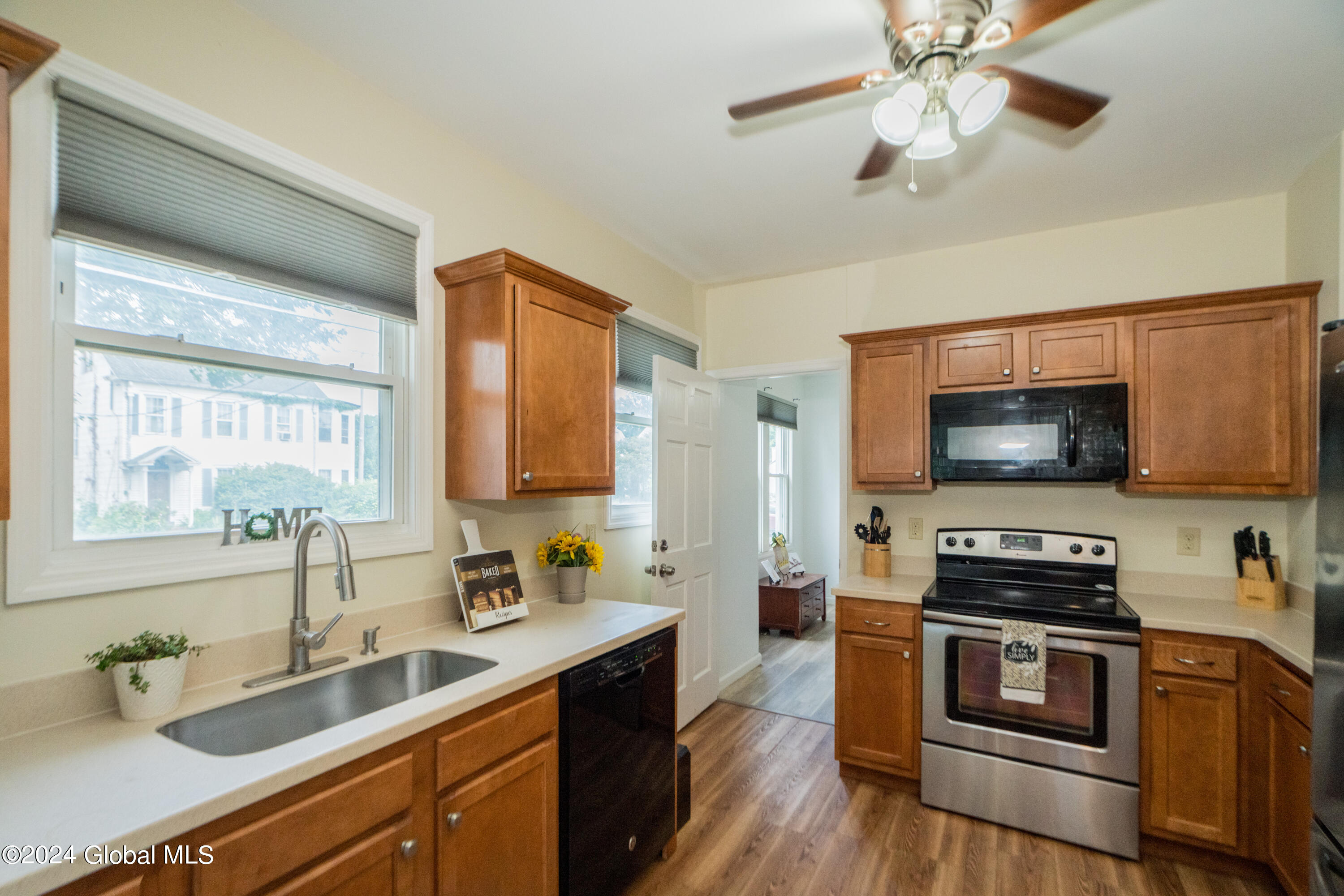 974 Washington Avenue