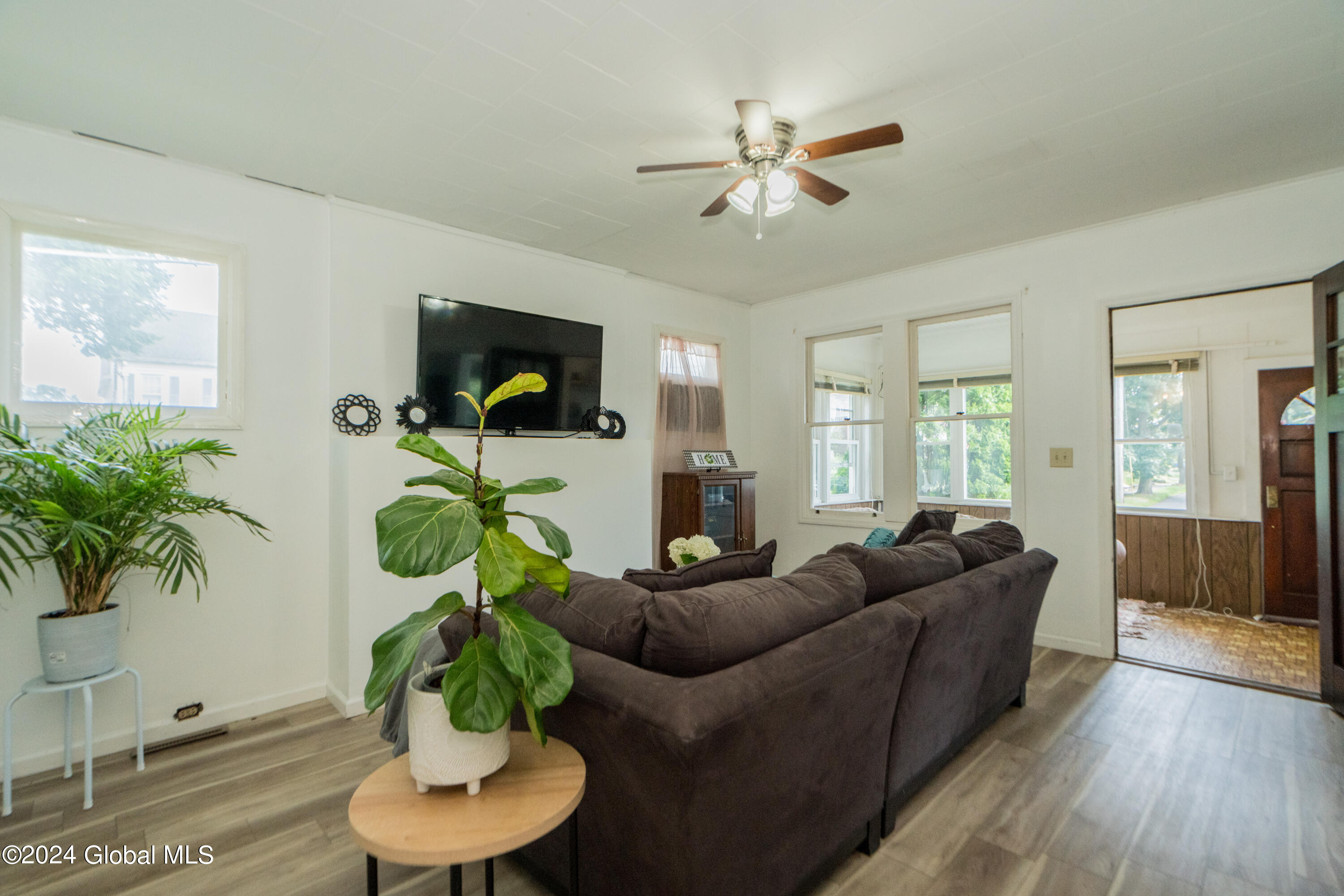 974 Washington Avenue