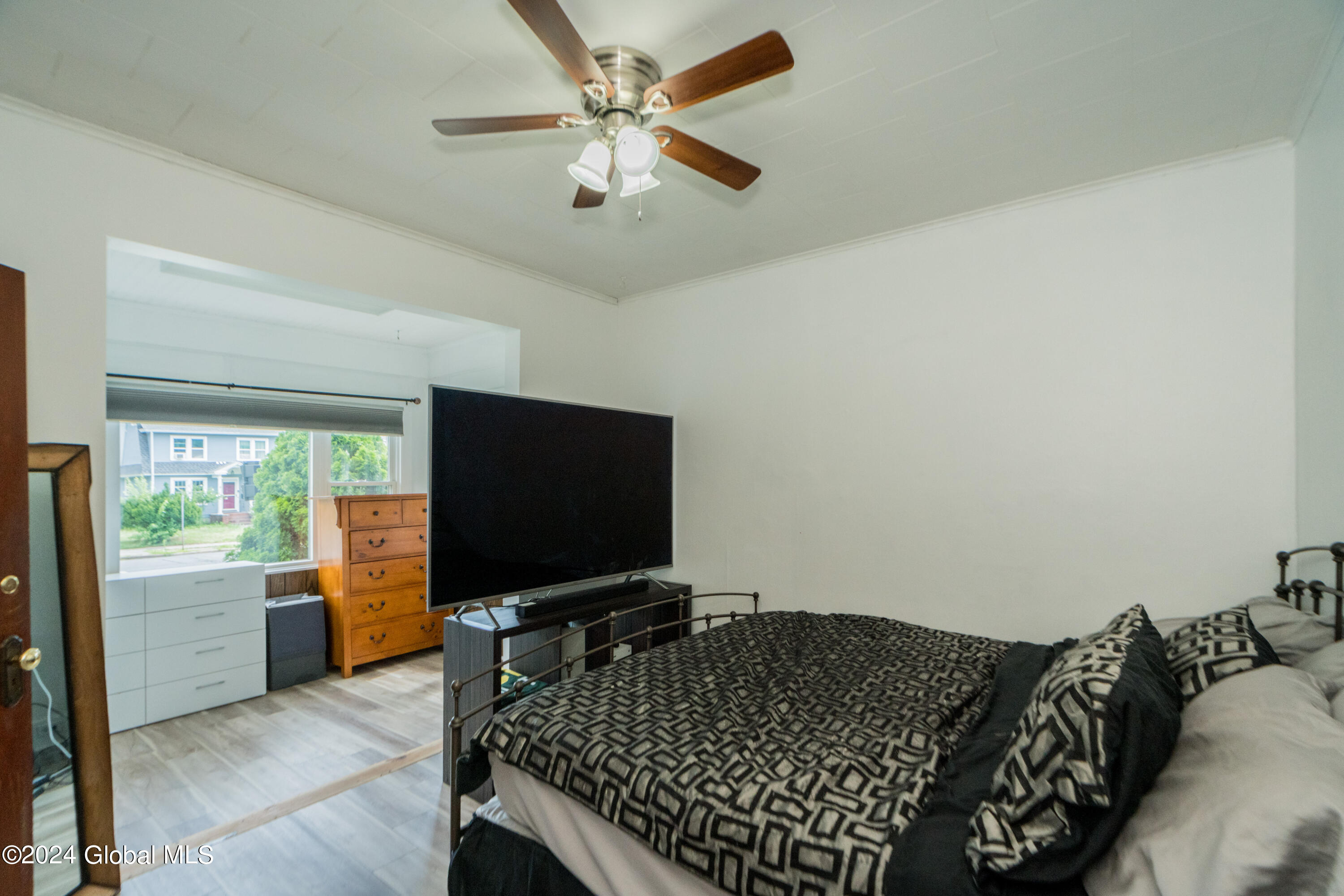 974 Washington Avenue