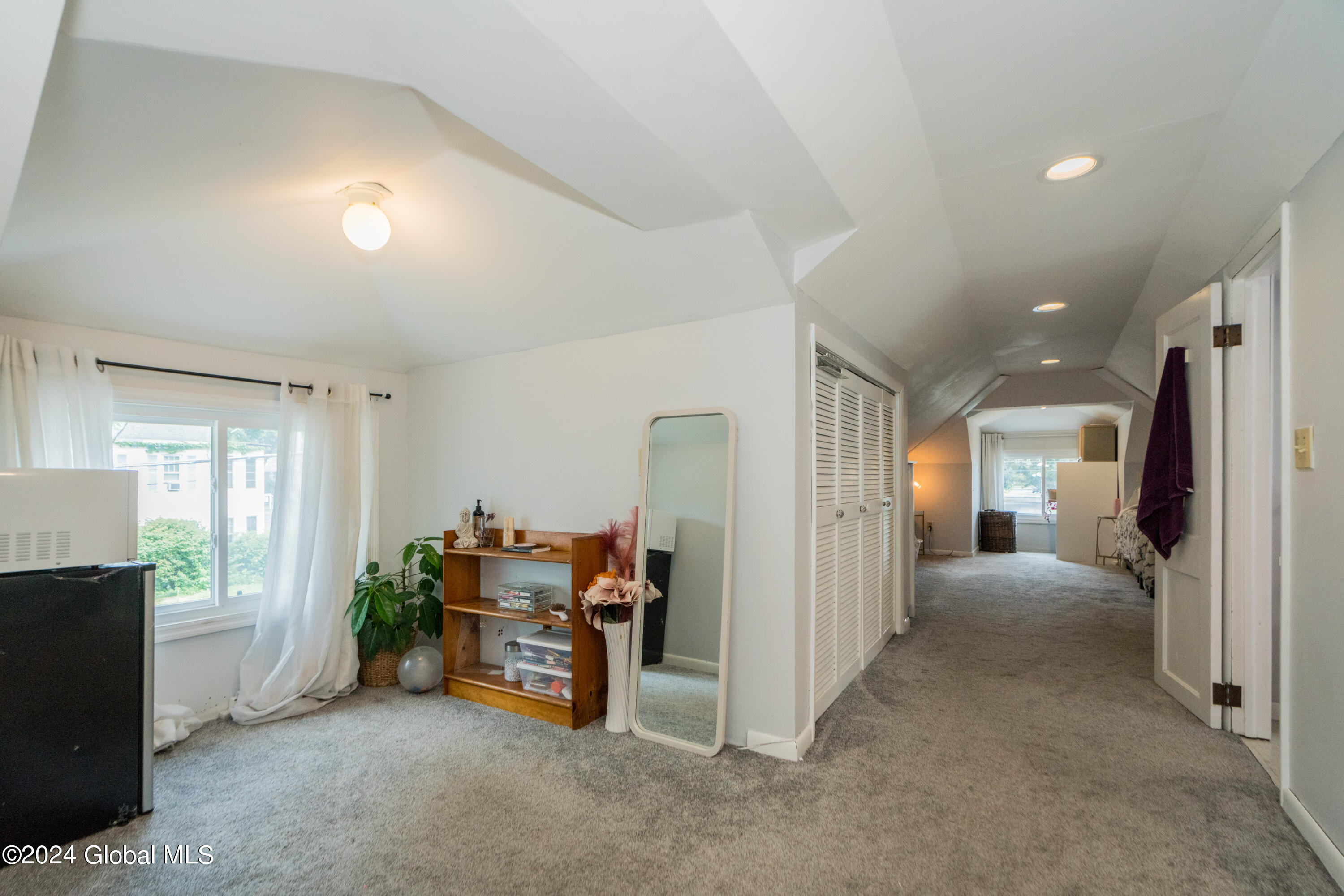 974 Washington Avenue